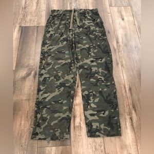 Buckhorn River Large pajamas pants.NWT